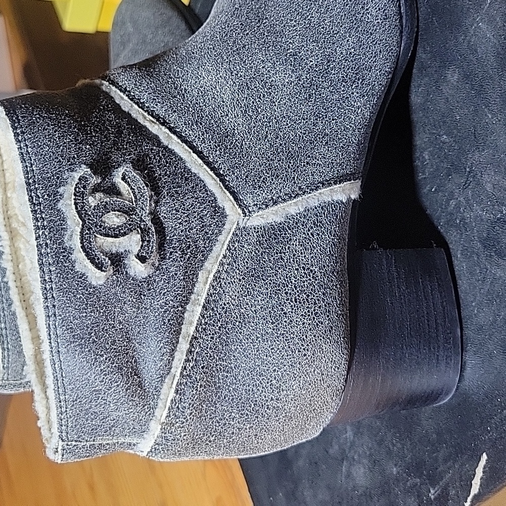 ⭐️🌴CHANEL Suede Leather Short Ankle Boots 9.5 39.5